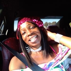 Meet your Posher, Tonya